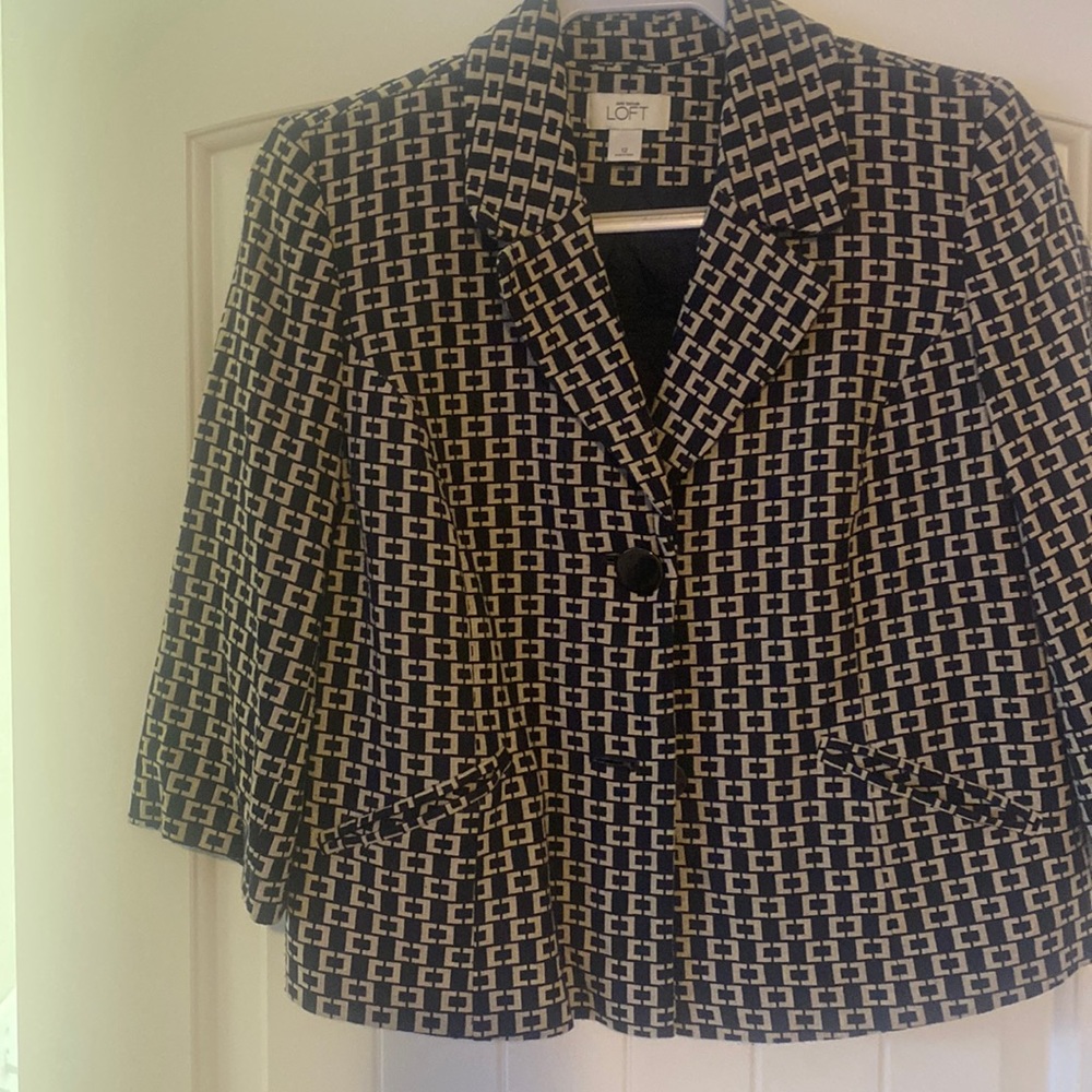 Bo Longer For Sale
Goodwill Donation